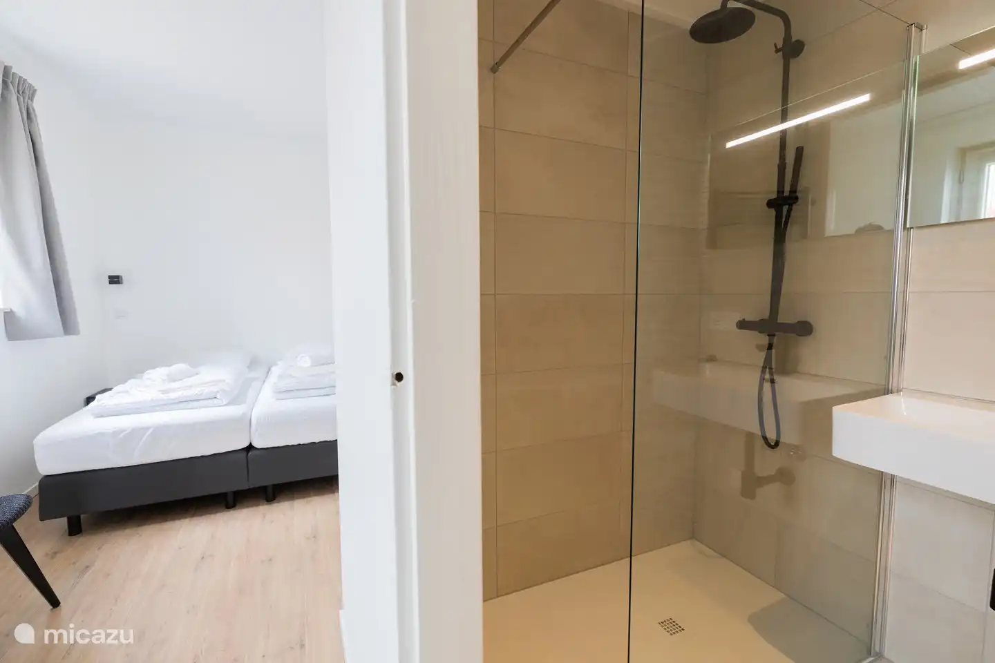 Badezimmer im Erdgeschoss