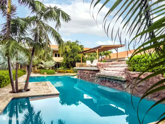 apartamento en Curazao, Banda Arriba (este), Cas Grandi – Acogedor Apartamento Cocobana Piscina compartida