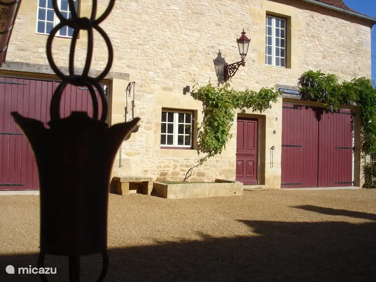 Die restaurierte Scheune/Werkstatt