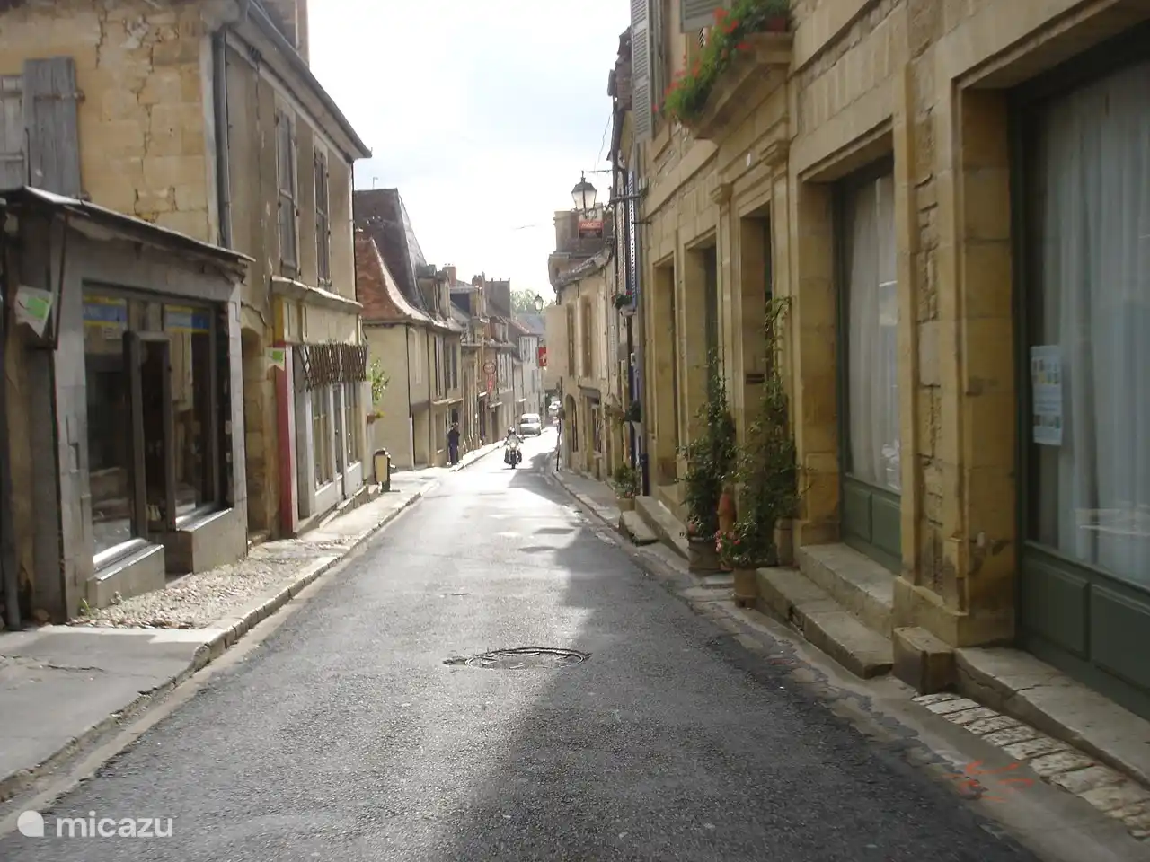 Excideul, im Sommer für die Markttage dekoriert