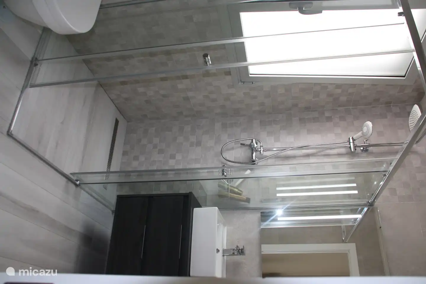 Badezimmer im Erdgeschoss