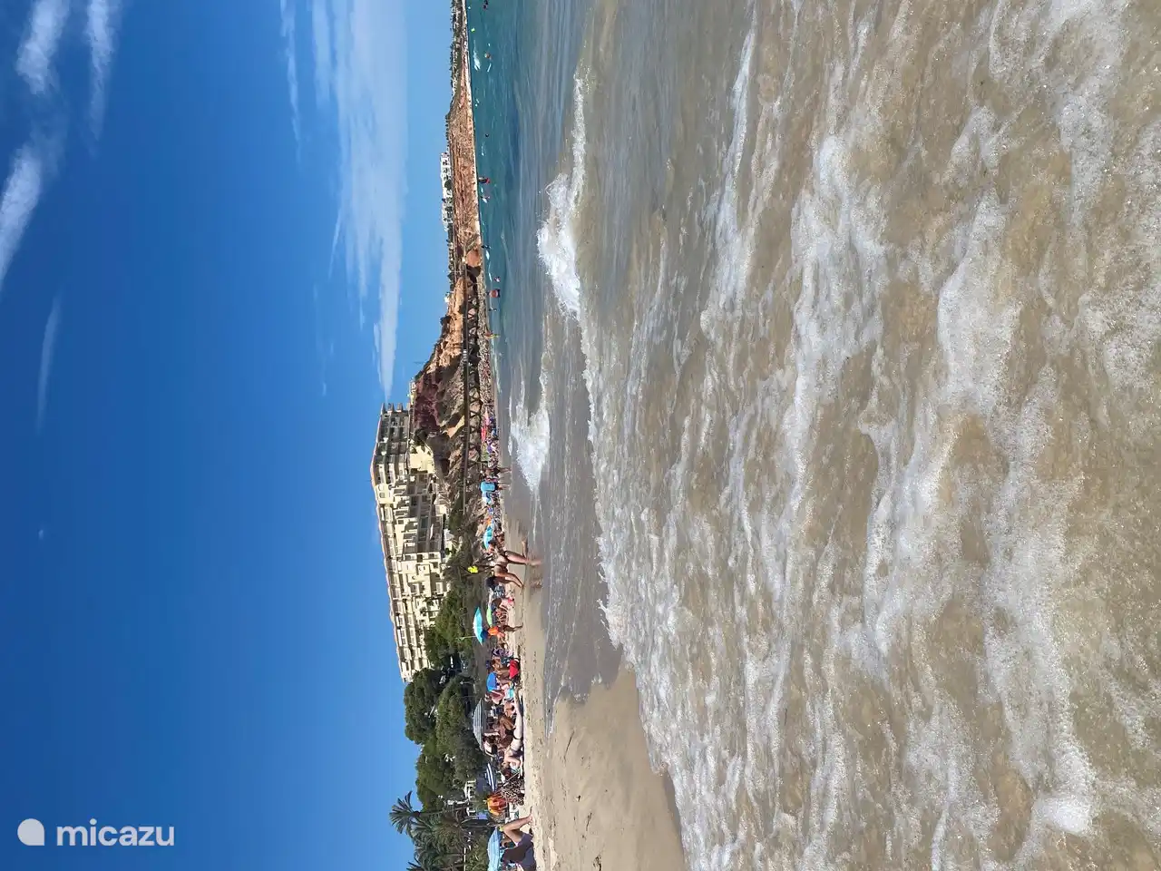 Der Strand ist 1500 Meter von der Villa entfernt