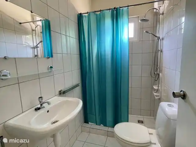 Location de Vacances Curaçao, Banda Ariba (est), Montan'i Rei, maison de vacances - Maison Bon Bida 29 Salle de bain 2