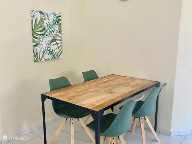 Location de Vacances Curaçao, Banda Ariba (est), Montan'i Rei, maison de vacances - Maison Bon Bida 29 Salle à manger