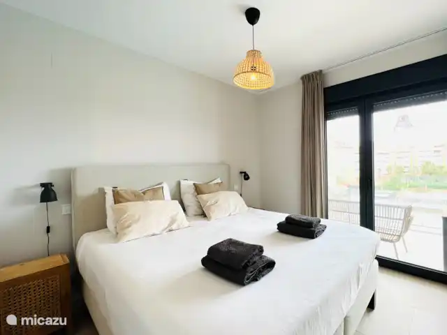 appartement huren in Spanje, Costa de la Luz, Isla Canela – Los Flamencos Isla Canela slaapkamer links