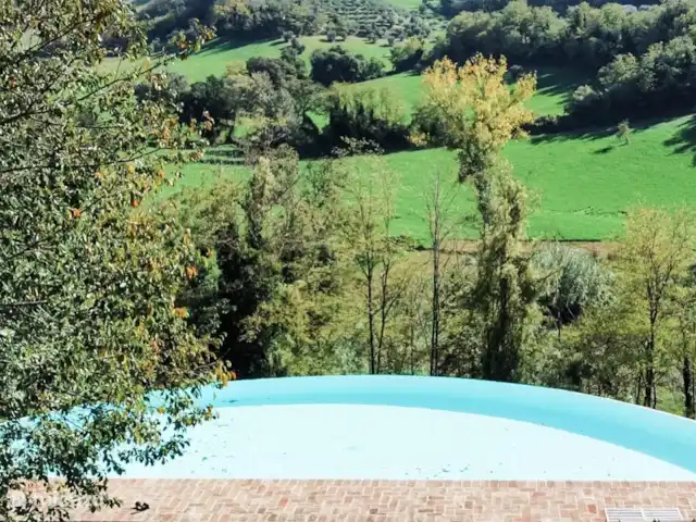 Villa Rilasati en Italia, Marche, Mogliano - apartamento Piscina infinita Villa Rilassati
