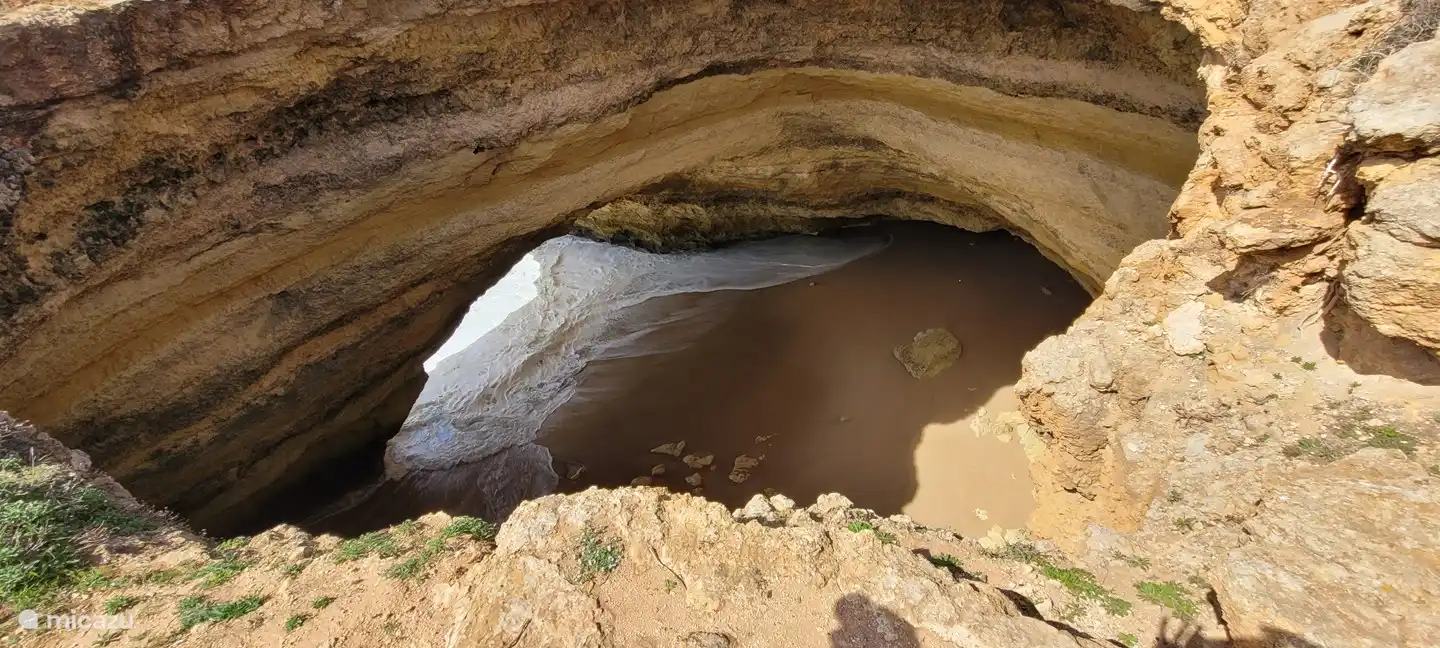 un trou d'évier typique