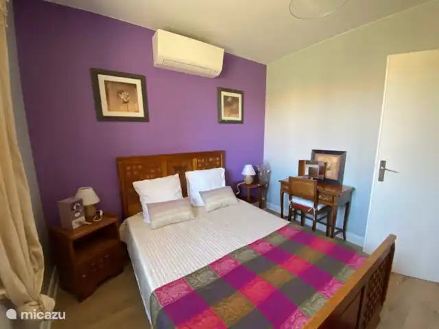 Soniette huren in Frankrijk, Lot, Souillac - vakantiehuis De slaapkamer