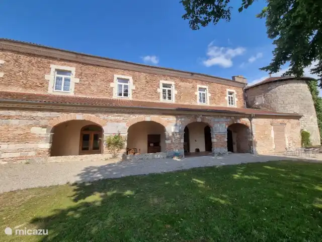 Abbaye de Clairac | France, Lot-et-Garonne, Clairac - manoir / château Abbaye de Clairac | France, Lot-et-Garonne, Clairac - manoir / château