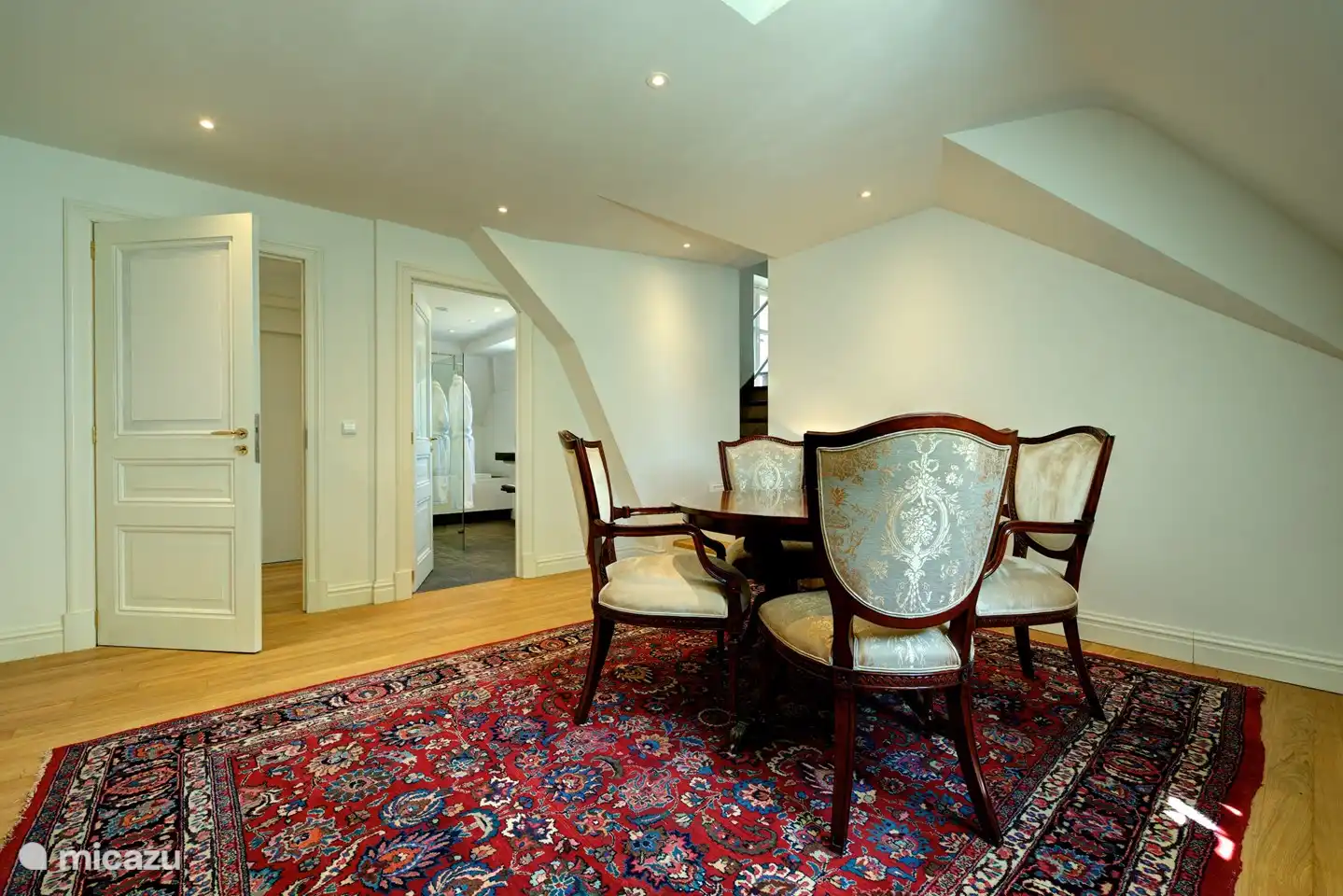 Suite Cornelia, ling