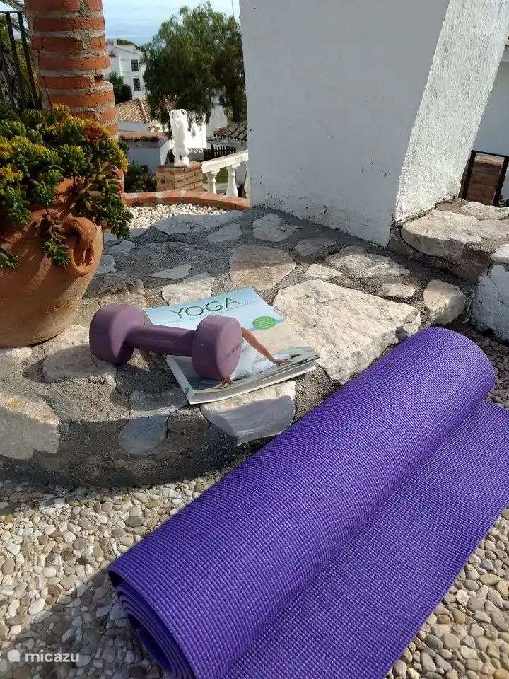 Viel Platz für Yoga und Fitnesstraining rund um die Unterkunft
