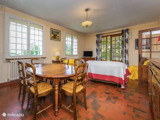 Gourdonette | France, Lot, Gourdon - maison de vacances L’espace repas
