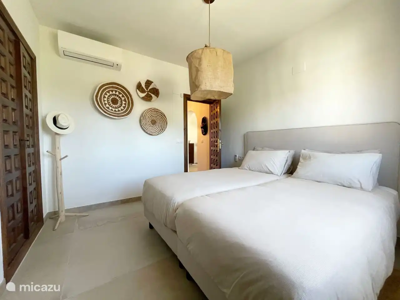 Each bedroom has air conditioning, just like the living room and TV room, so you can sleep well in a cool room