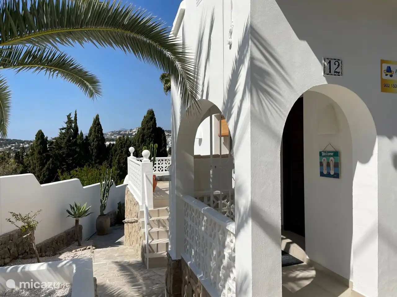 The house is detached in a very quiet area at the bottom of the mountain.