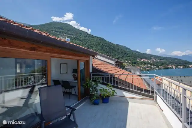 Terraza en la azotea con hermosas vistas.