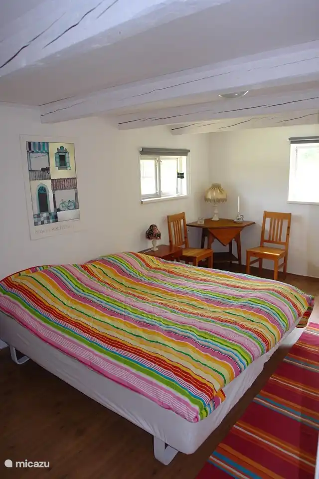 Schlafzimmer 1. Die Nutzung der Bettwäsche ist im Preis inbegriffen.