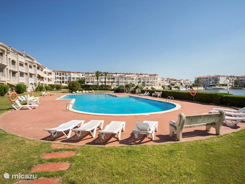 Holiday home in Spain, Costa Brava, Castello d&#39;Empuries Apartment Lake San Maurici Empuriabrava