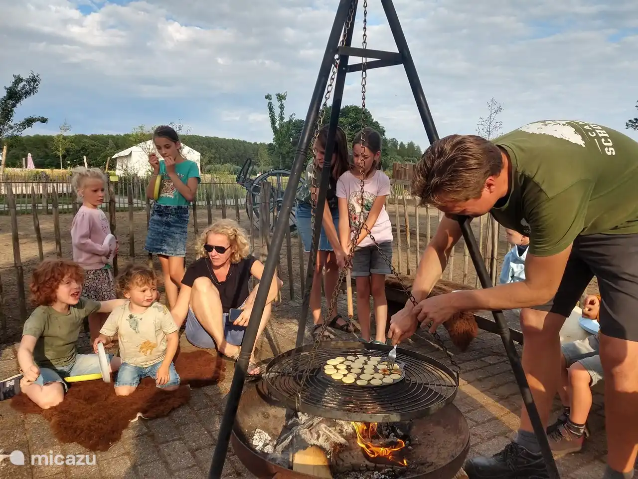 Soirée feu de camp sur place