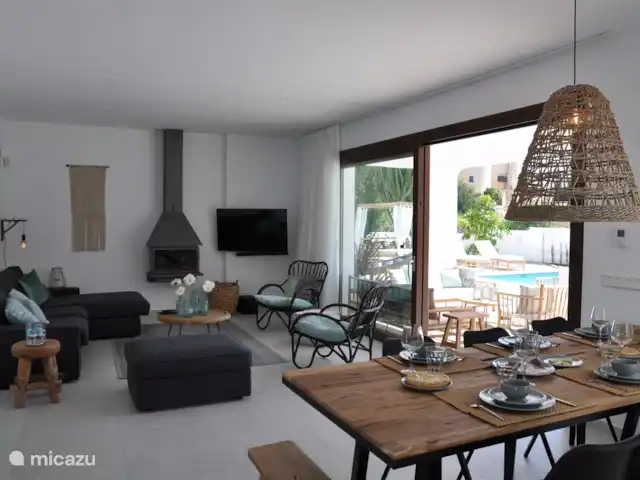 Villa Azuro en España, Costa Blanca, Benissa - villa salón con chimenea