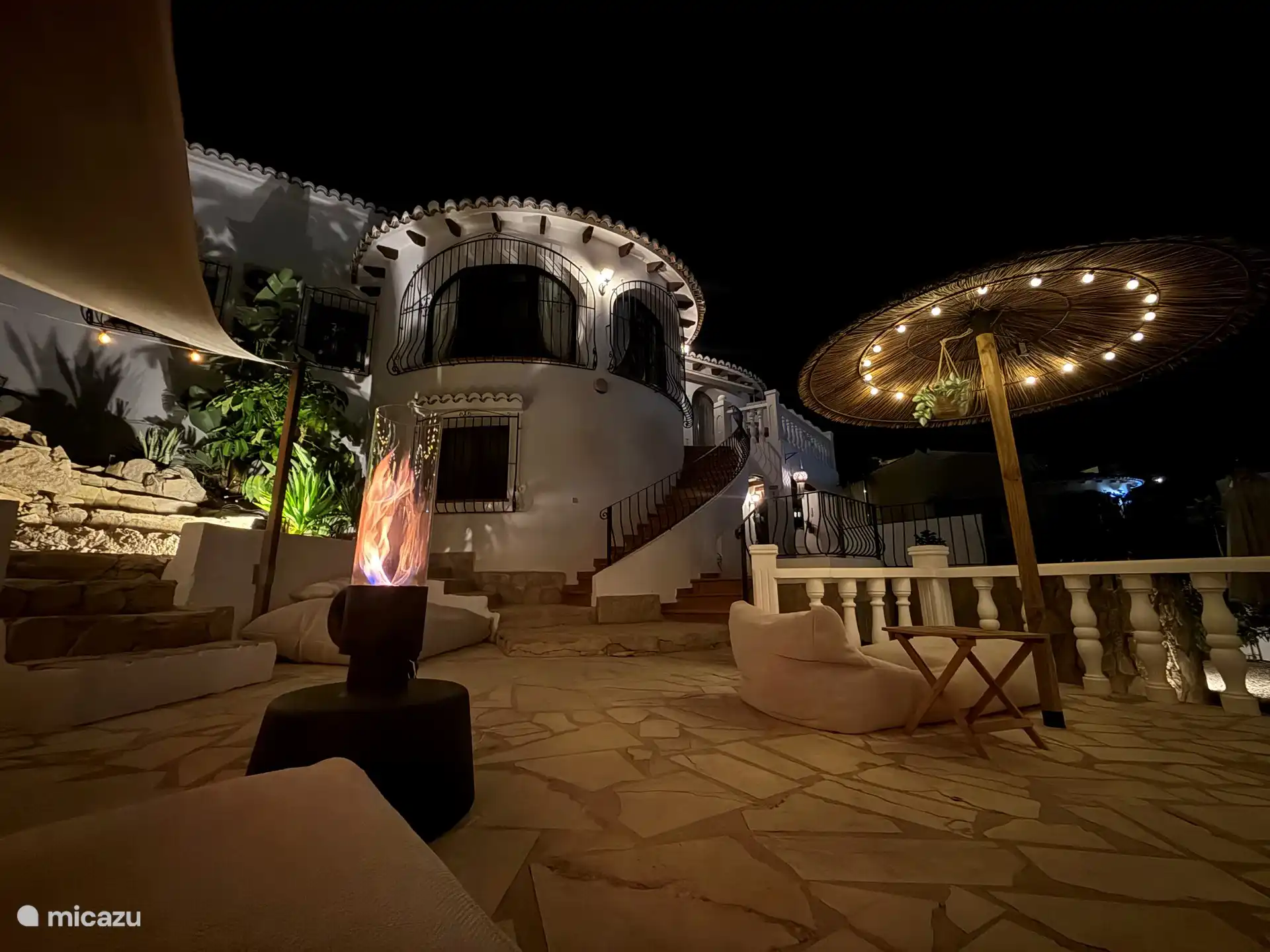 Abends und tagsüber weht aufgrund der idealen Lage auf dem Rücken des Berges Cumbre oft eine leichte Brise.