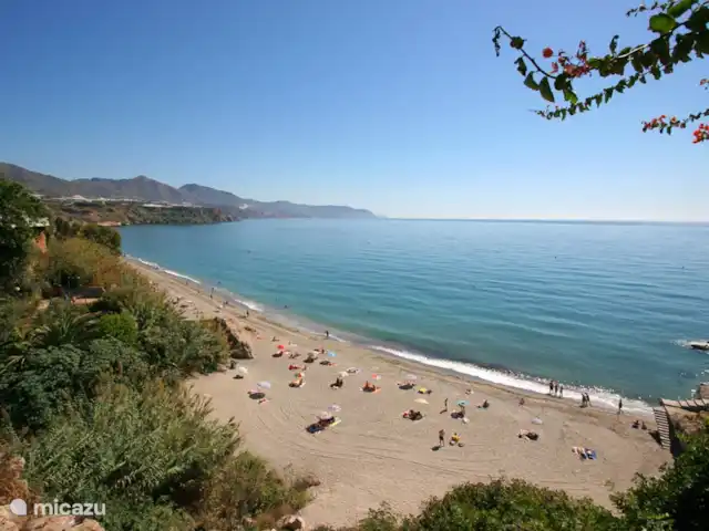 Modern uit elkaar prachtig 180º uitzicht op zee huren in Spanje, Costa del Sol, Nerja - appartement strand onder het appartement