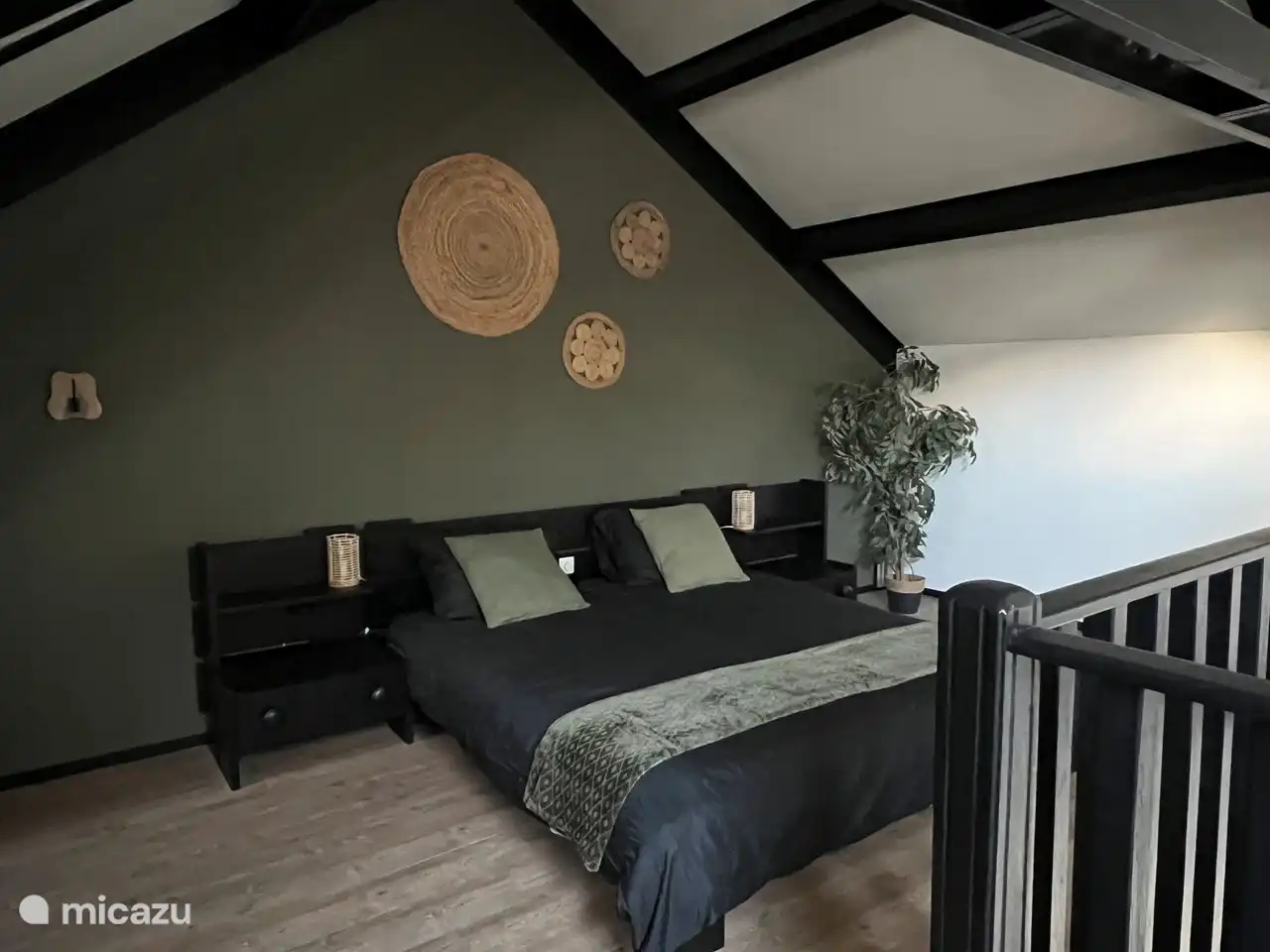 Vide avec un lit double