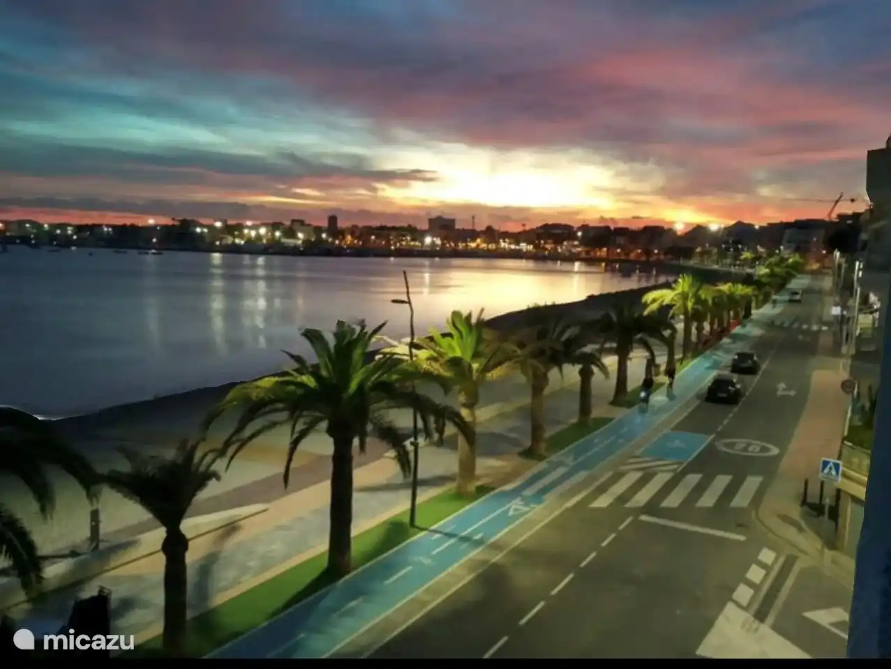 Die Promenade bei Nacht