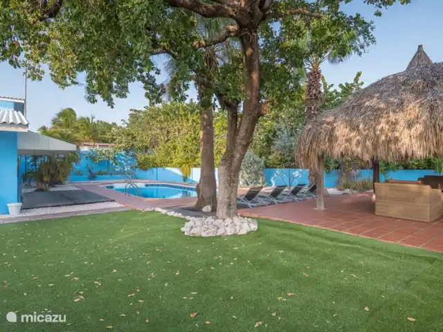 villa huren in Curaçao, Banda Ariba (oost), Jan Thiel – Casa Kokada grote tuin, veel privacy