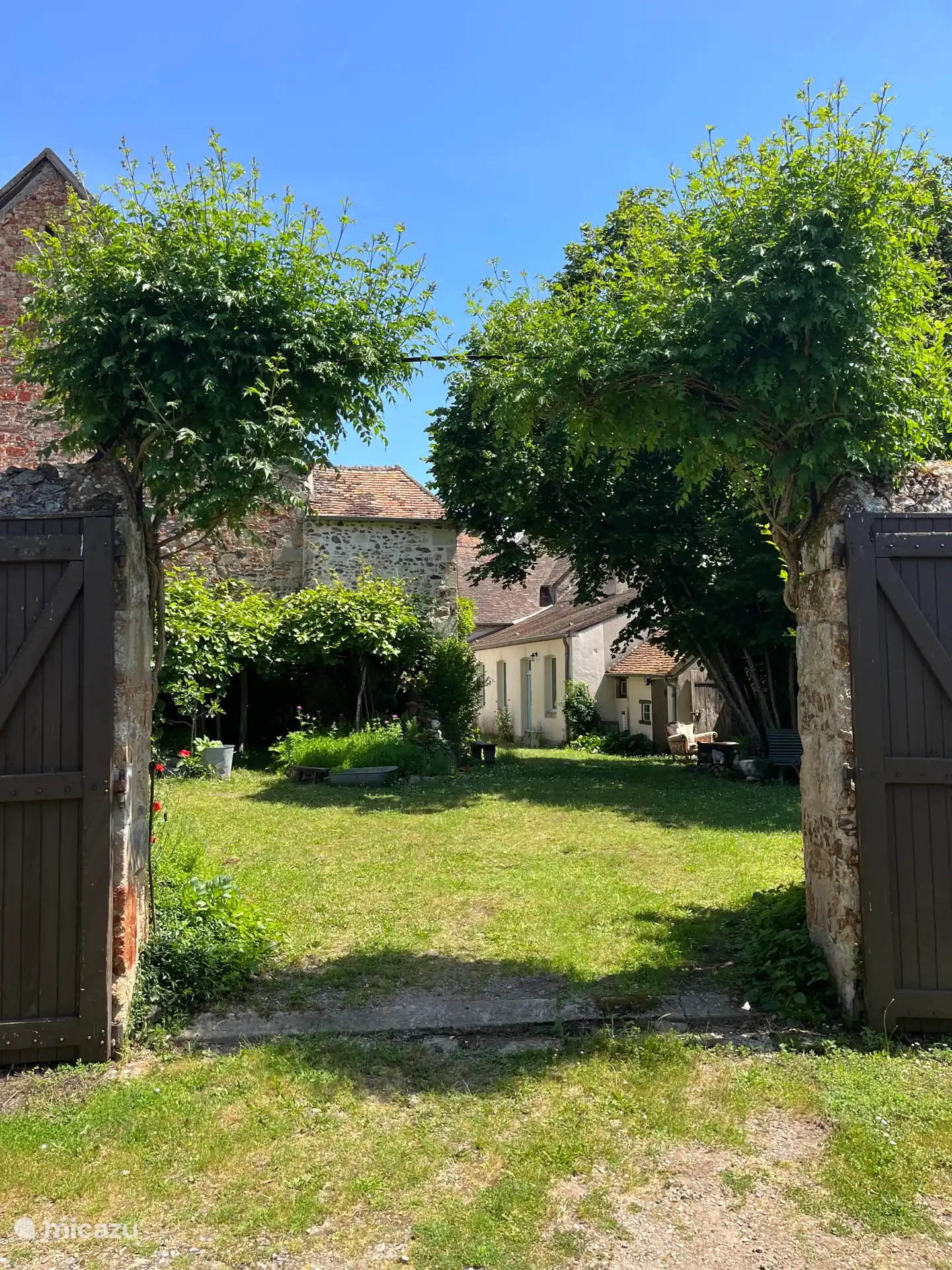 garden entrance