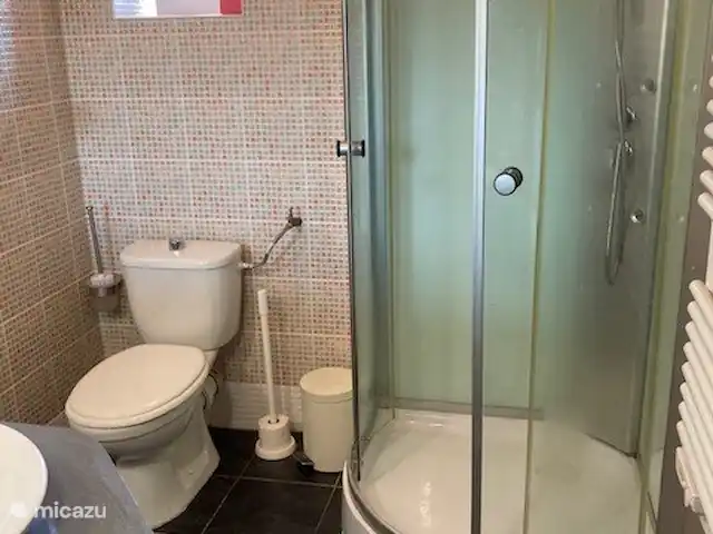 Gîte de l'ermitage | France, Nièvre, Ouroux-en-Morvan - gîte / cottage salle de bain au rez-de-chaussée