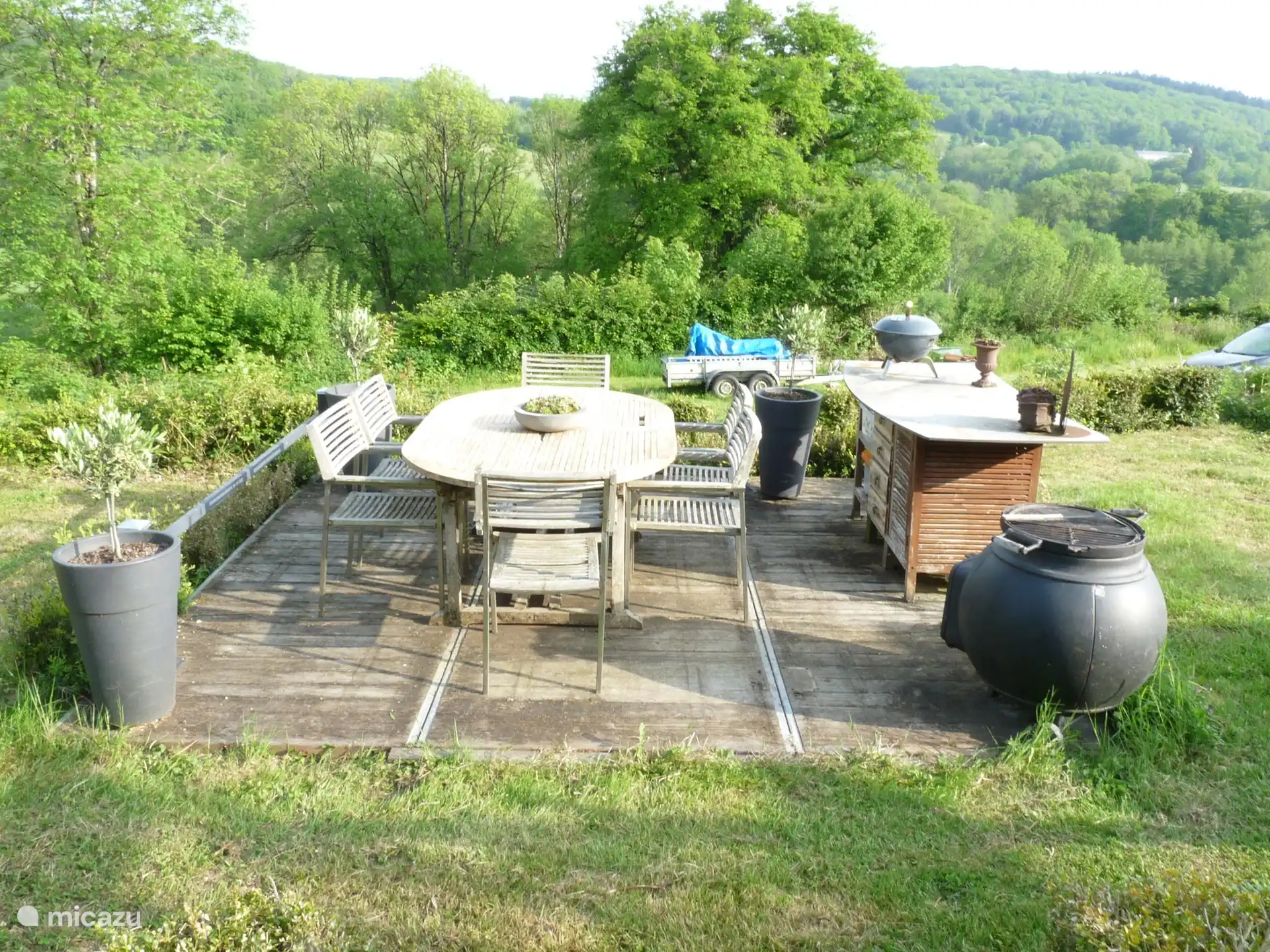 Außenterrasse mit Grill