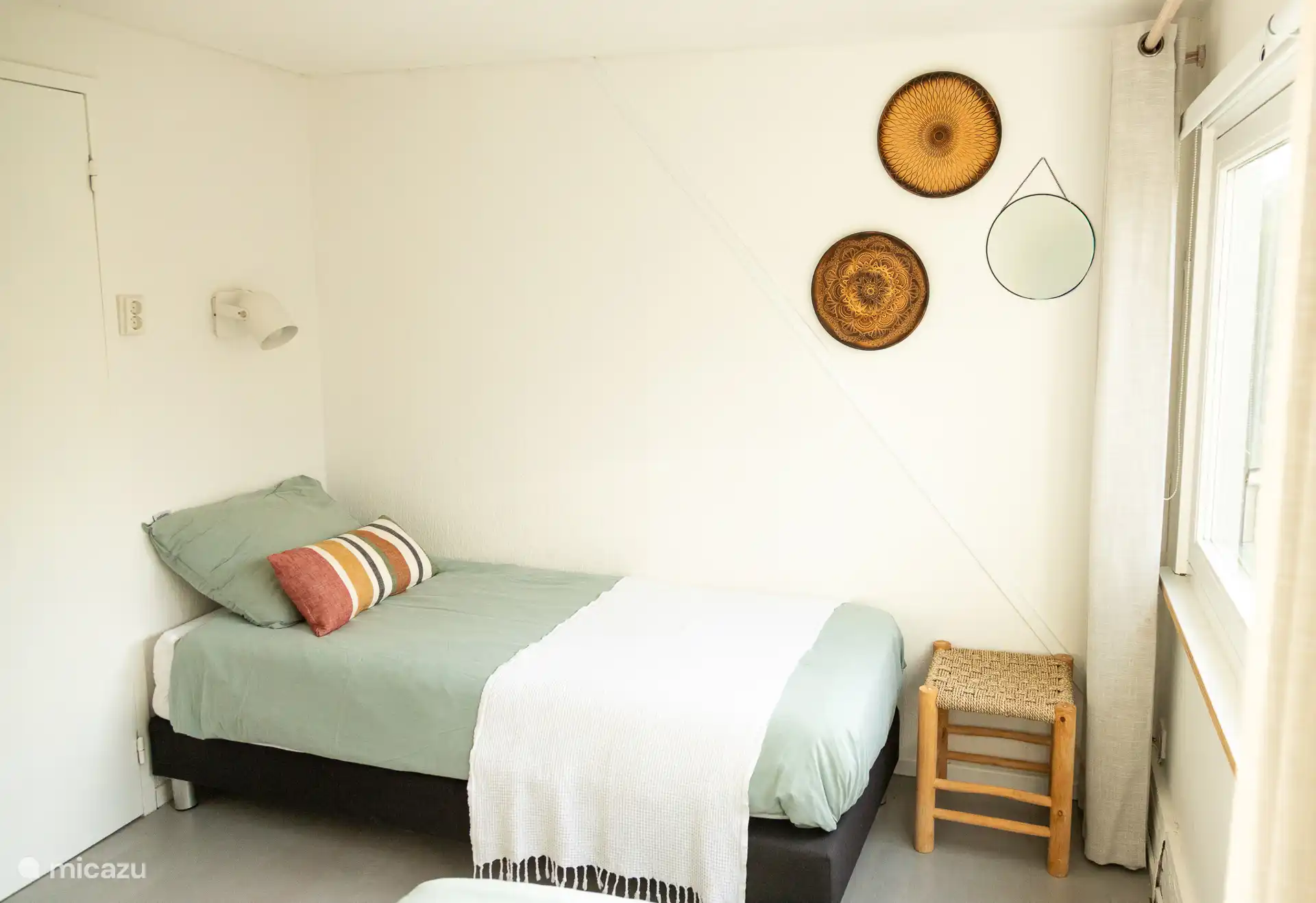 Slaapkamer 2: twee eenperoons bedden (80 x 2.00)
Afmeting beddengoed: standaard