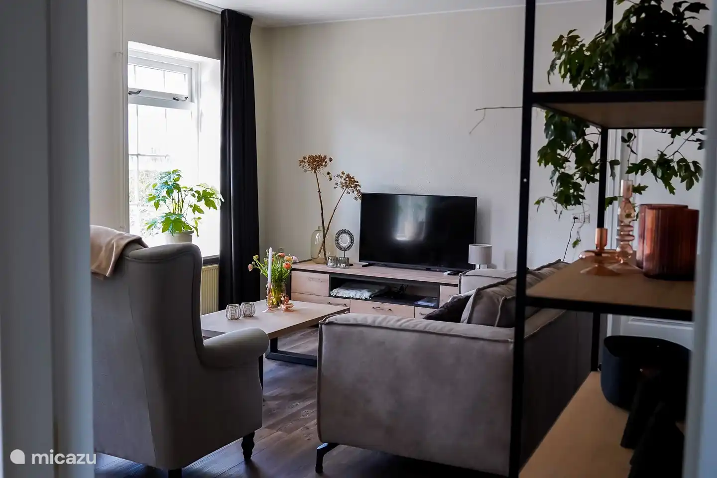 Salon donnant sur le jardin