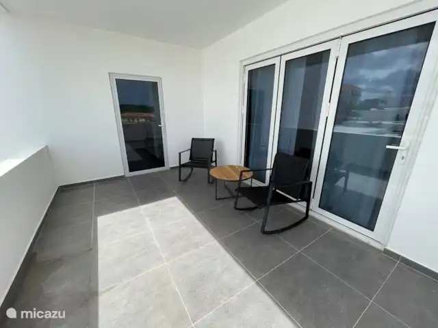 María Pampoen en Curazao, Banda Arriba (este), Marie Pampoen - villa Jardín situado en la 1ª planta, con una hermosa vista de la isla.