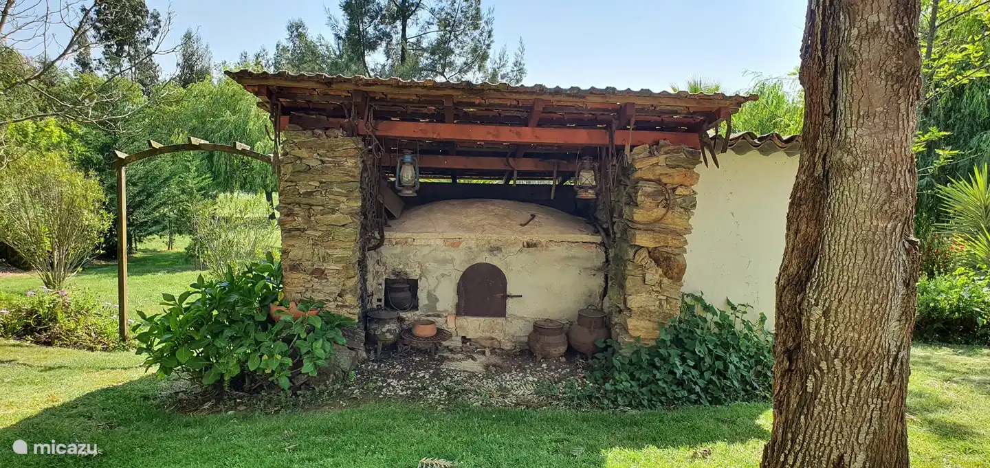 Garten, Brot-/Pizzaofen