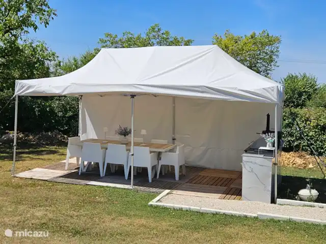 Le Lavande | France, Lot, Loupiac - glamping / tente safari / yourte Repas en plein air