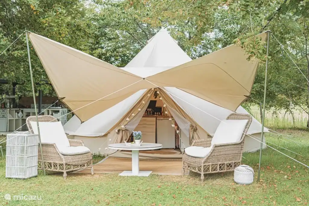 camping de lujo / yurta / tienda safari, Loupiac, Lot, Francia - Le Lavande