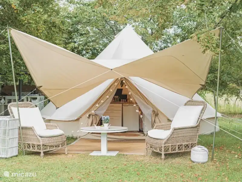 Le Lavande | France, Lot, Loupiac - Glamping / Tente Safari / Yourte Le Lavande | France, Lot, Loupiac - Glamping / Tente Safari / Yourte