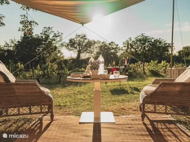 Le Lavande | France, Lot, Loupiac - glamping / tente safari / yourte Se détendre au vignoble
