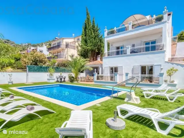CostaCabana - Villa Maribel | Espagne, Costa Brava, Lloret de Mar - villa Villa parfaite pour un groupe d'amis ou plusieurs familles, proche du centre et de la plage !