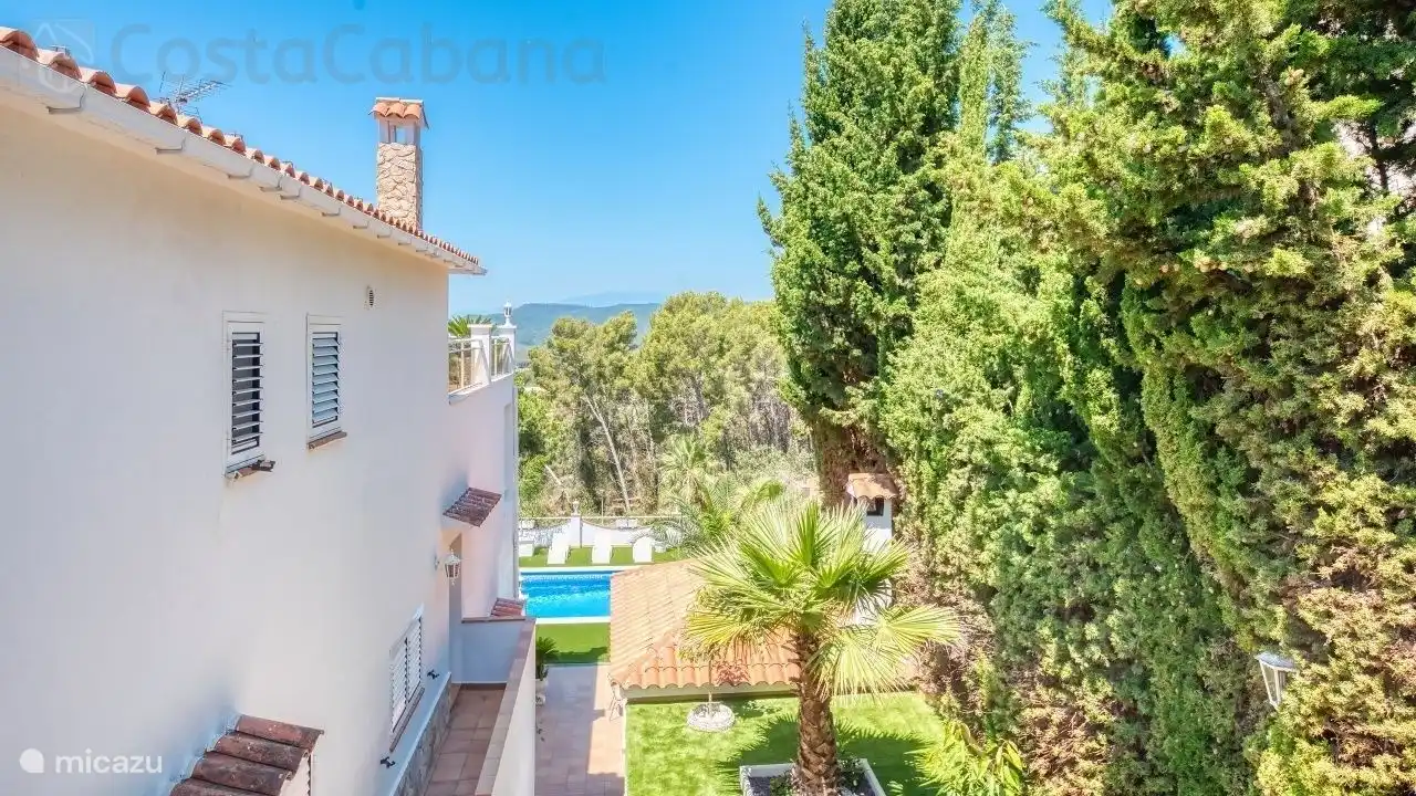 Villa parfaite pour un groupe d'amis ou plusieurs familles, proche du centre et de la plage !