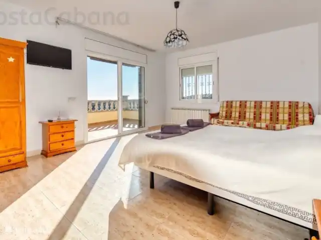 Costa Cabana - Villa Vacances | Espagne, Costa Brava, Lloret de Mar - villa Villa de vacances parfaite avec grand jardin et votre propre piscine privée, idéale pour les groupes d'amis