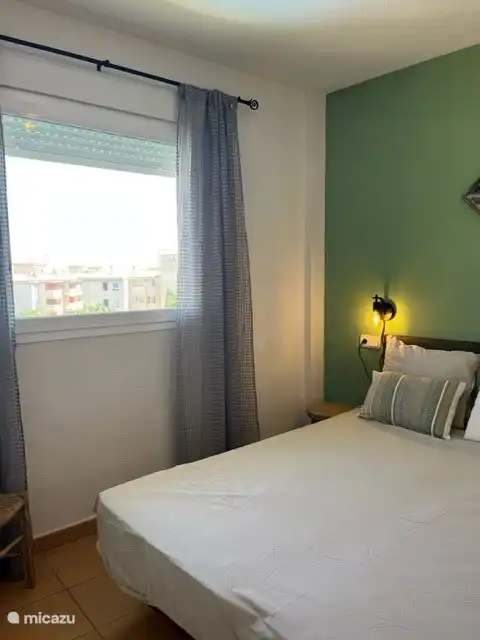 Slaapkamer achterzijde.