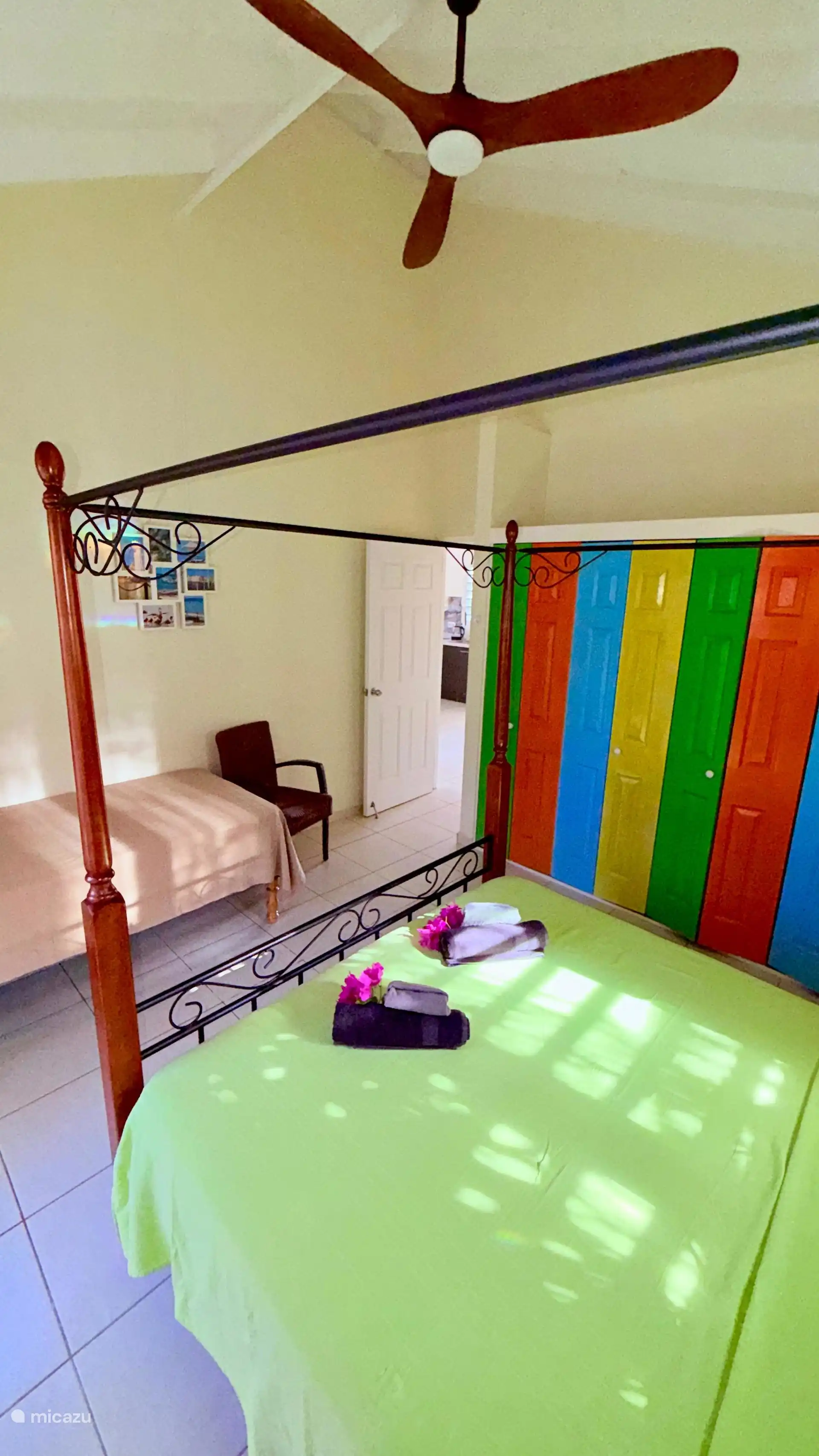 Schlafzimmer hinten