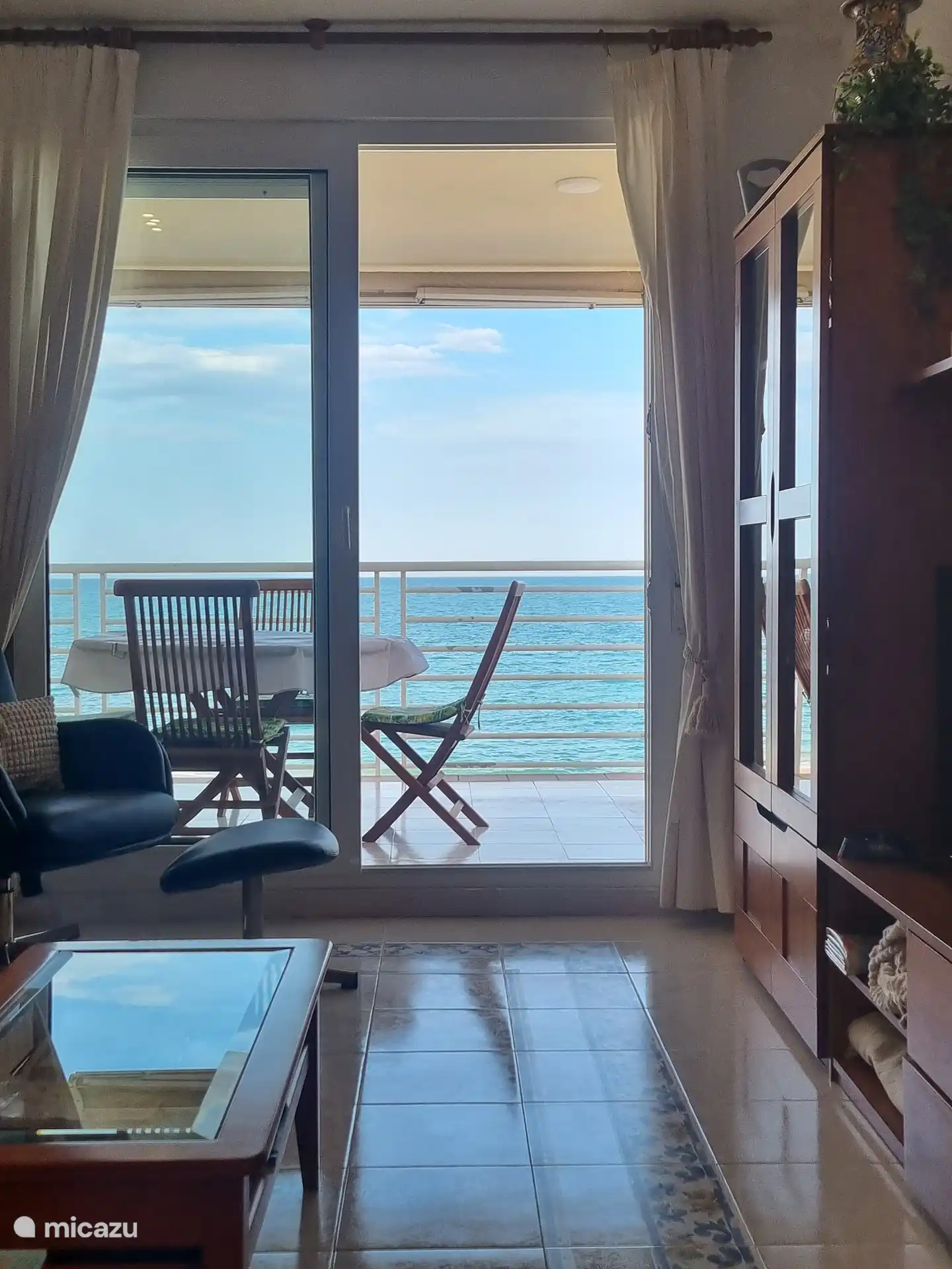 Vistas a la sala de estar