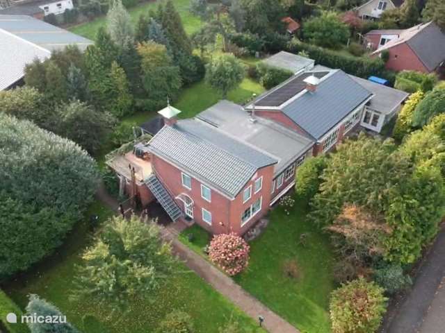 Holiday home in Netherlands – bed & breakfast House Cross