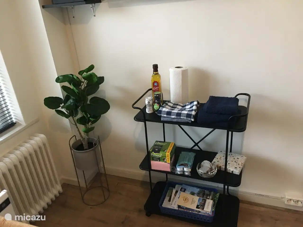 Kitchen facilities for guests