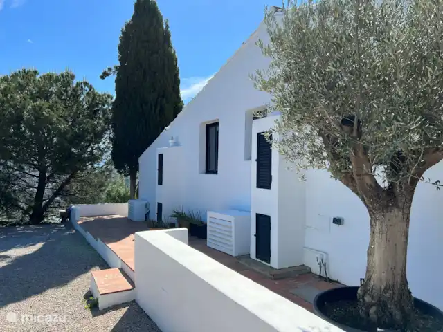 Finca Essenza | Espagne, Andalousie, Colmenar - maison de vacances Parking devant la maison