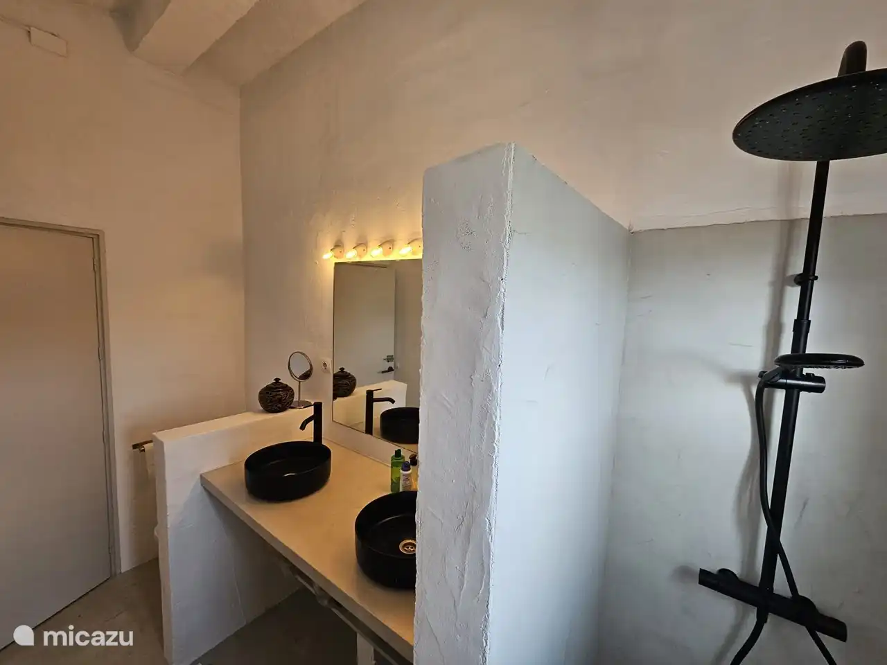 Badezimmer für Schlafzimmer 2 und 3.