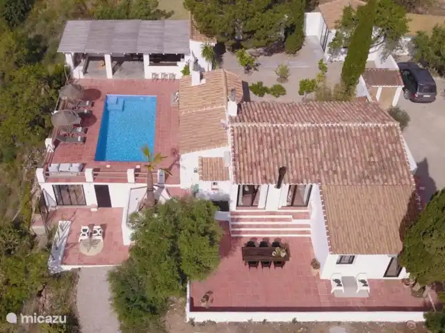 Finca Essenza | Espagne, Andalousie, Colmenar - maison de vacances Vue d’ensemble de la Finca